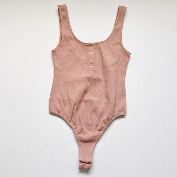 2/25 Buddy Love Jodie Henley Bodysuit Tank Style Small Ribbed body suit - Picture 2 of 5
